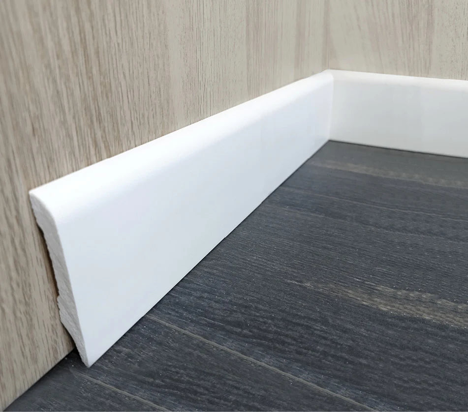 Rodapié Línea Curve HD 80